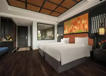 Shining Riverside & Spa - 103