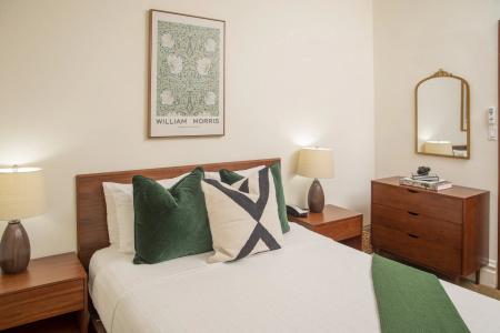 Washington Square Inn - 74