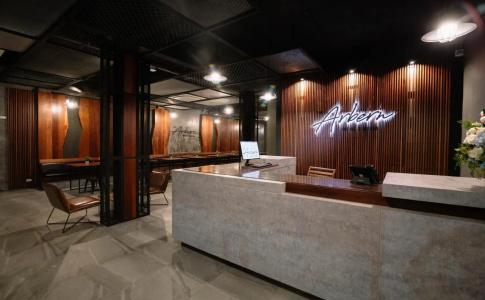 The Arbern x Bistro - Sha Extra Plus - 1