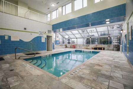 Monte Carlo Inn - 11