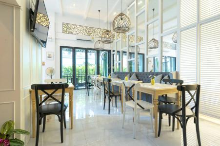 White Ivory Bed And Breakfast - 19