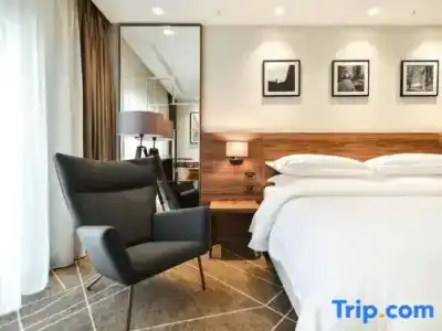 Sheraton - 79