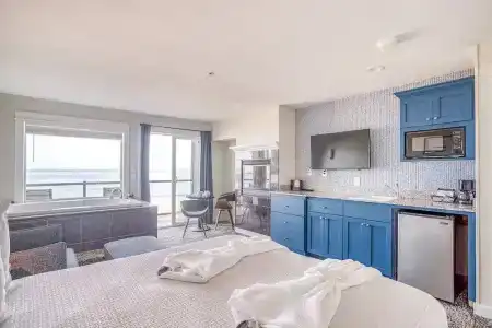Starfish Manor Oceanfront - 78