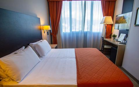 Tuscany Inn - 29