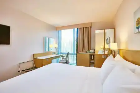 Hilton Garden Inn Birmingham Brindley Place - 38