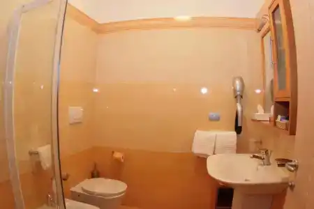 Yria - 26