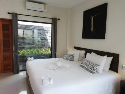 Limelight Village - 42