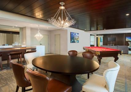 DoubleTree by Hilton Miami Airport & Convention Center - 25