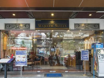 Majestic Suites - 13