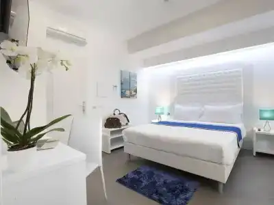 Tasso Suites & Spa - 34