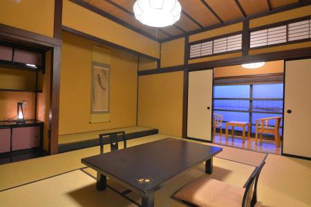 Nikko Tokinoyuu - 18