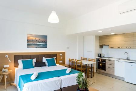 Helios Bay and Suites - 23