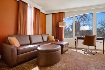 The Emily Morgan - a Doubletree By Hilton - 76