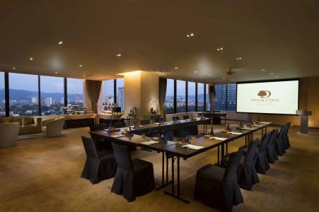 Doubletree By Hilton - 29