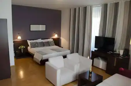Unique Bucharest - 25