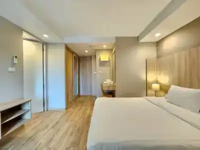 Baan Tanwa - MRT Ratchadapisek - 82