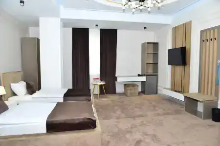Mehmonsaroy Grand - 51