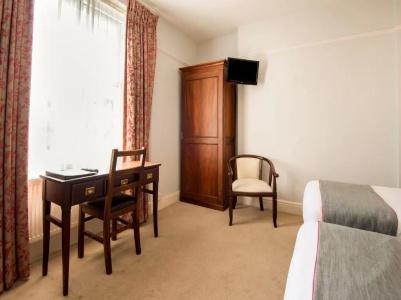 Oyo The Regency - 98