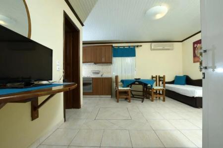 Haus Platanos & Bungalows by the Sea - 55