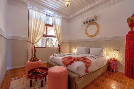 Riad Diana - 18
