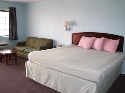 Pinn Road Inn and Suites Lackland AFB and Seaworld - 47