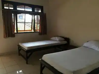Suka Beach Inn - 38