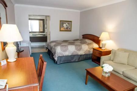 Rideau Heights Inn - 26