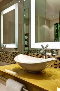 Hilton Frankfurt Airport - 31