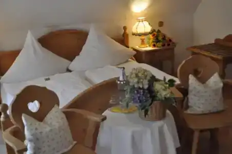 & Restaurant Bei Hölzchen - 29