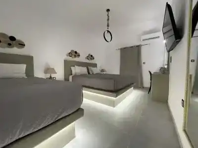 Zoumis Studios - 158