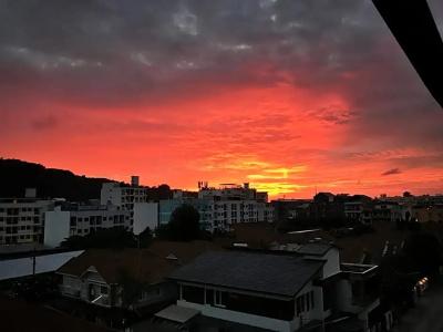 Tropical Sunset Patong - 59