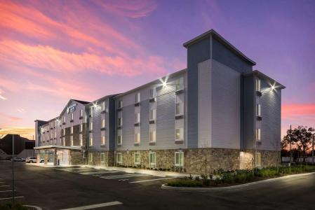 WoodSpring Suites Orlando Kissimmee Maingate - 5
