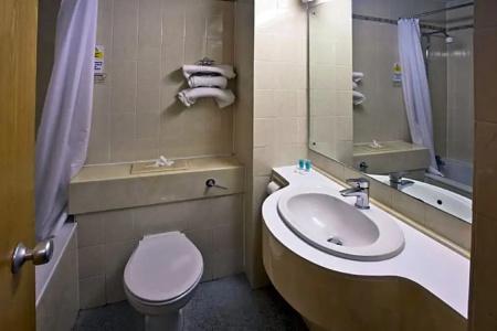 Britannia Aberdeen - 30