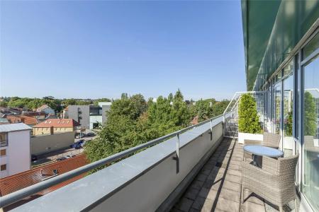 Best Western Premier Grand Russischer Hof - 7