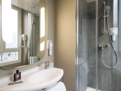 ibis Paris Ornano Montmartre Nord 18ème - 9