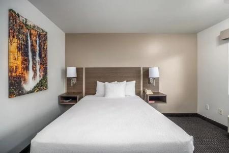 St. George Inn and Suites - 70