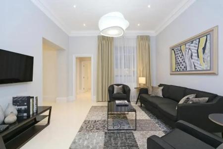 Queensgate Court - 131