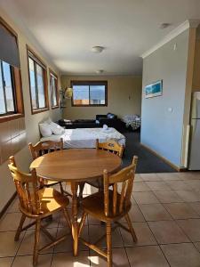 Coastal Bay - 104