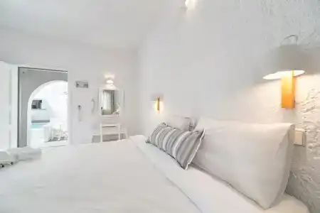 Artemis Suites - 22