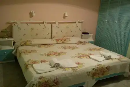 Dioskouroi Apts - 2