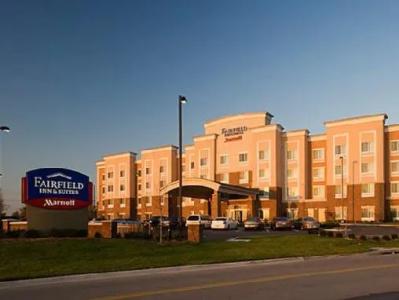 Fairfield Inn & Suites Kansas City - 25