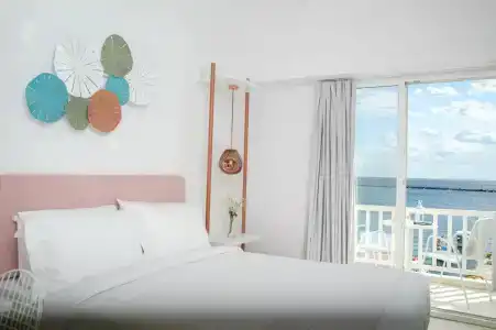 Nama Boutique - 1
