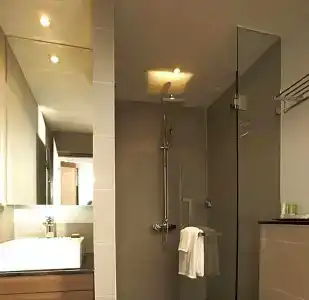Sukhumvit Suites - 44