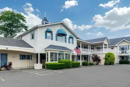 Ogunquit and Suites - 20