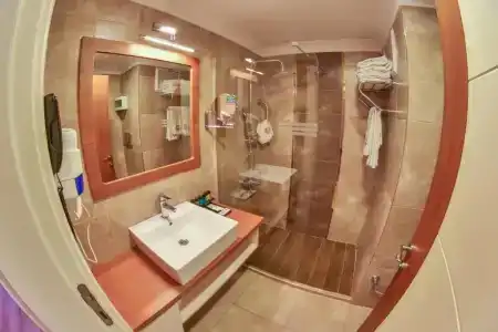 Amasra Diamond - 76