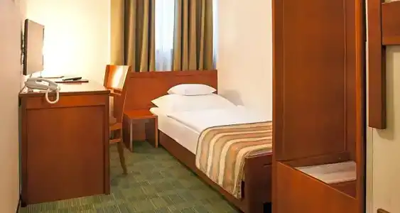 Best Western Airport Stella - 86