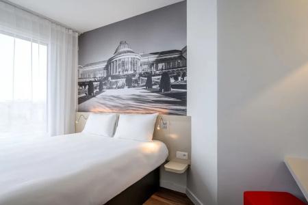 b&b Brussels Centre Gare Du Midi - 35