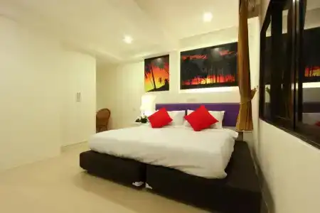 Armoni Patong Beach - 33