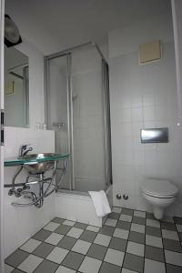 Check Inn Merseburg - 28
