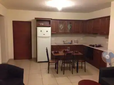 Lakis Court - 14
